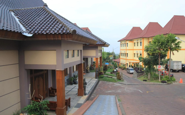 Ciptaningati Hotel