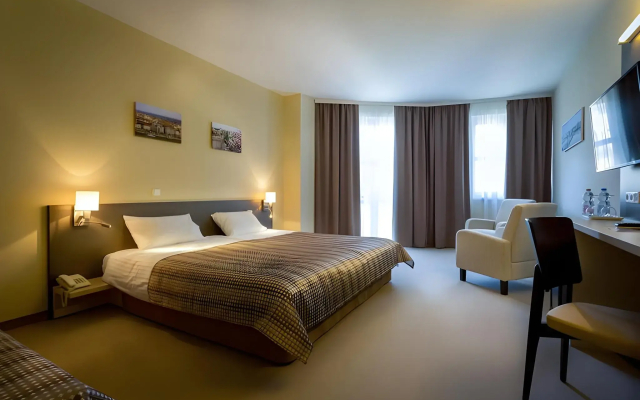 Corvin Hotel
