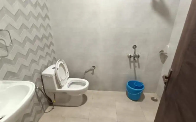 85 The Ganges 2 Bhk Apartment for Homestay