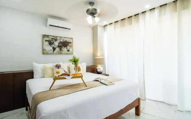 Serene Stylish Stay Roof Pool and Lounge