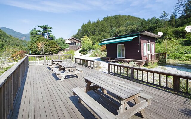 Yangpyeong Mountain Story Pension