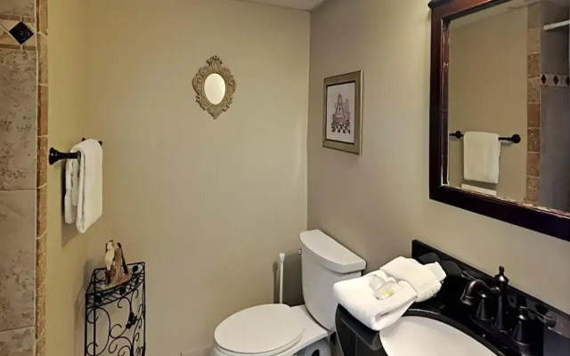 Edgewater Tower 2-704