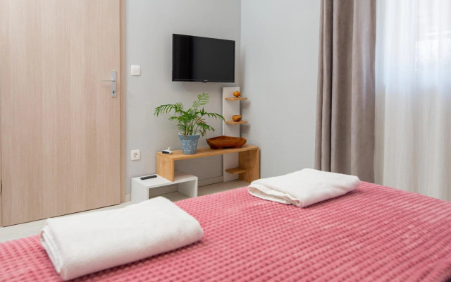 Calypso - newly equiped, with separate entrance and parking