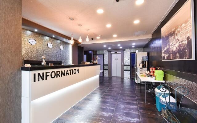 Gunsan La Siesta Hotel