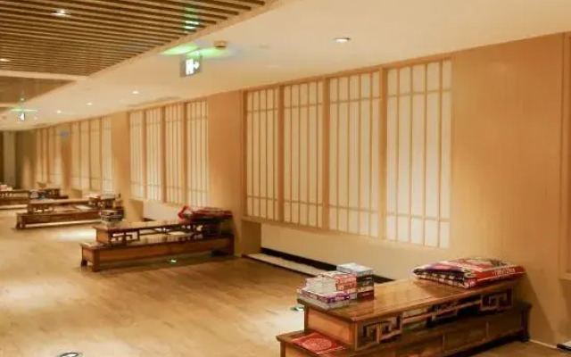 Tanfeng Hot Spring Resort