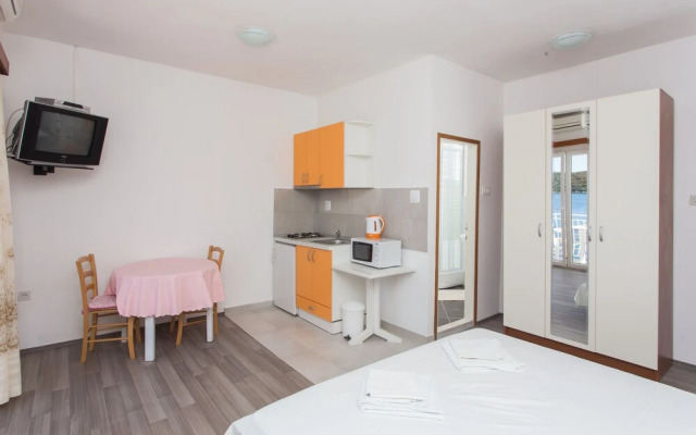 House Rasica