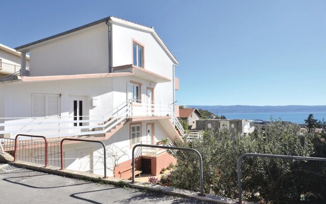 Stunning Home in Dugi Rat With Wifi and 1 Bedrooms