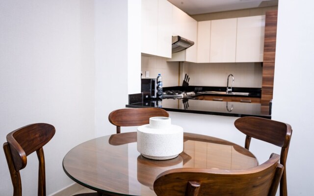 Spectacular 1BR Apartment-Sparkle Towers