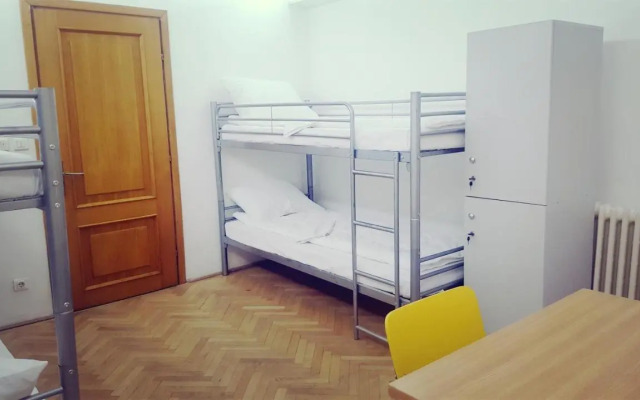 Sleep Inn Hostel