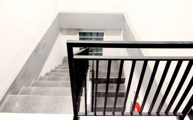 OYO 121 Ayub Residence Syariah