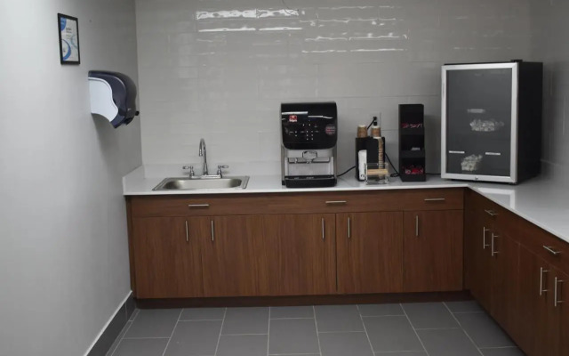 Microtel Inn & Suites by Wyndham Stockbridge/Atlanta I-75