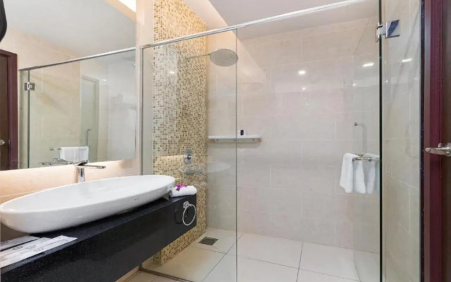 Raia Hotel & Convention Centre Kuching