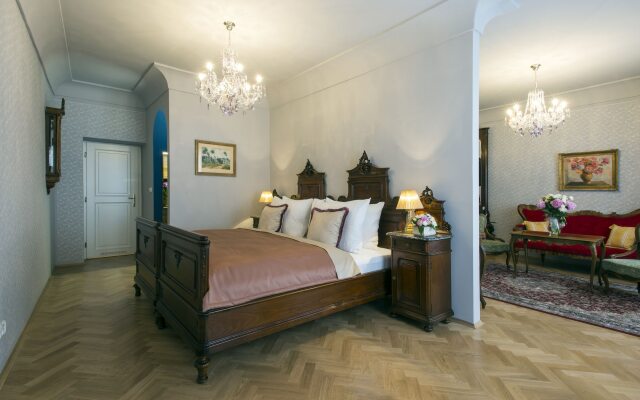 Boutique Hotel Constans