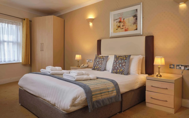 Royal Beacon Hotel