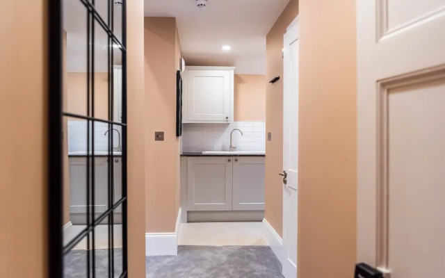 Old Abbey House Hotel