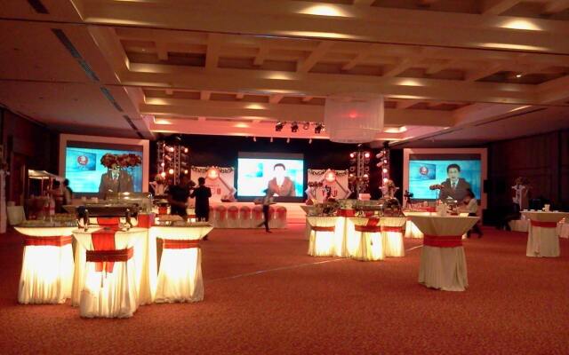 Ubon Buri Hotel & Resort