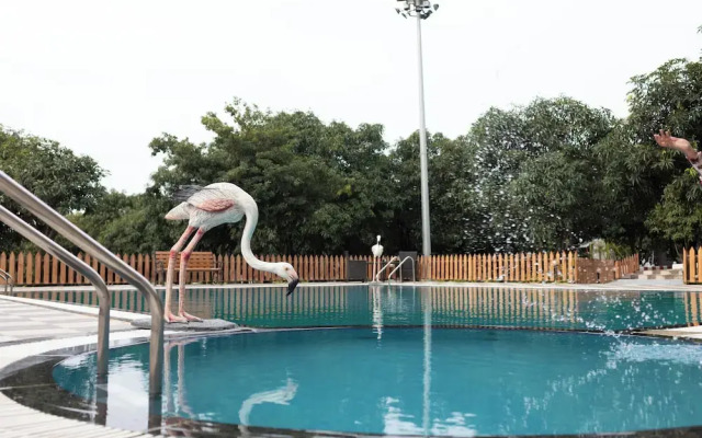 Freesia Resort by Express Inn