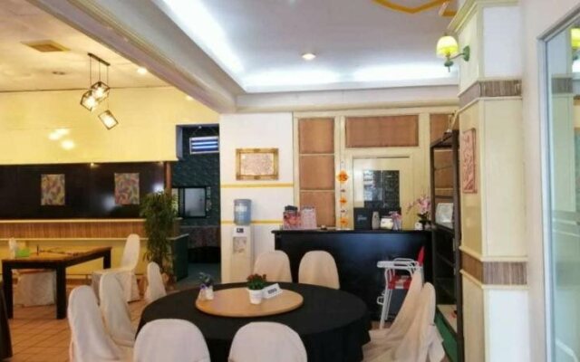 OYO 89489 Al Ansar Hotel