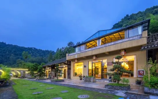 Chuanshangyu · Fanjing Mountain Lodge Homestay
