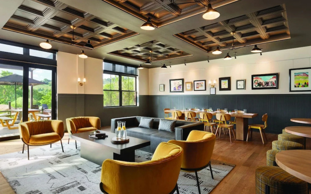 The Eddy Taproom & Hotel