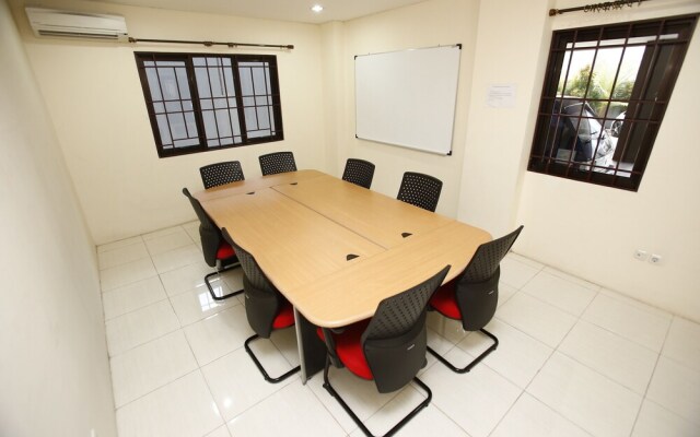 RedDoorz @ Karet Kuningan