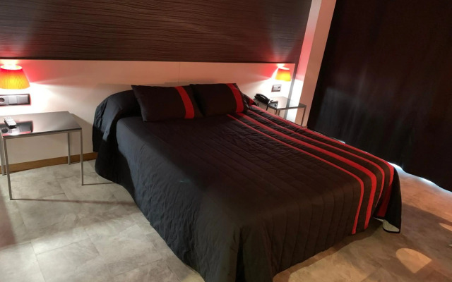 La Suite Hotel