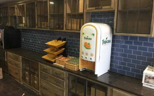 Best Western Plus Hotel Canet-Plage