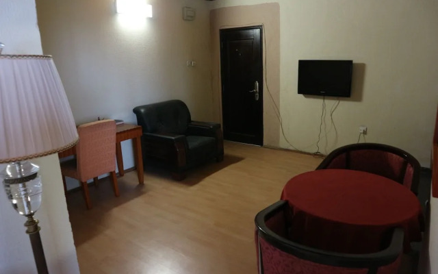 El-ELYON Residence