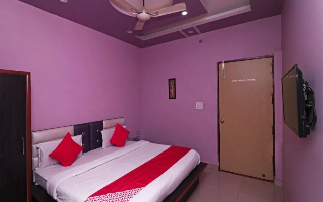 Elibrista By OYO Rooms