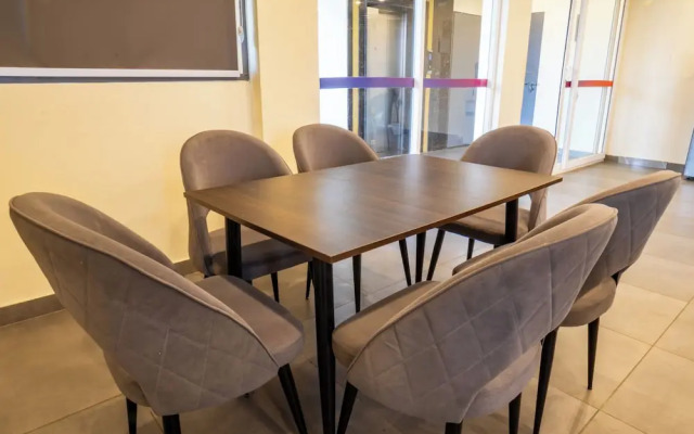 Housr Studio Rooms Sector 38 Gurgaon