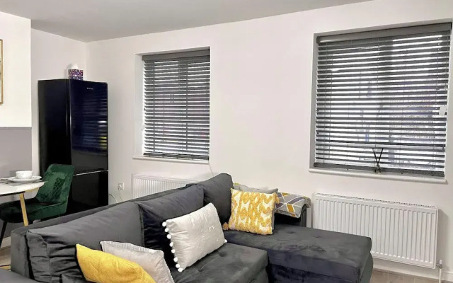 Stylish Spacious 1Bd Apt-kingbed-10min Heaton Park