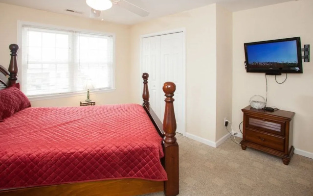 Straight To The Beach by RedAwning