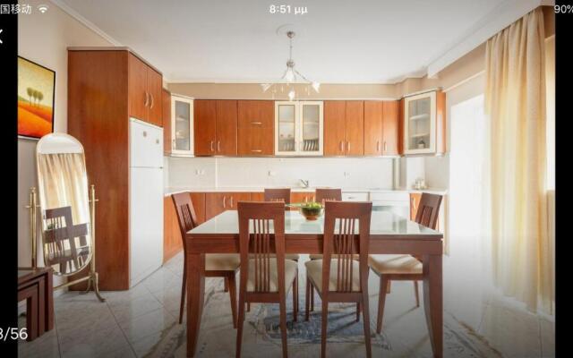 Third floor apartment with nice view