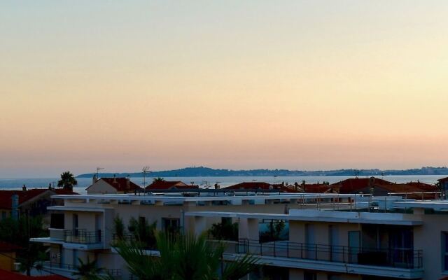 Riviera Standing Appartement La Couronne Premium, vue mer