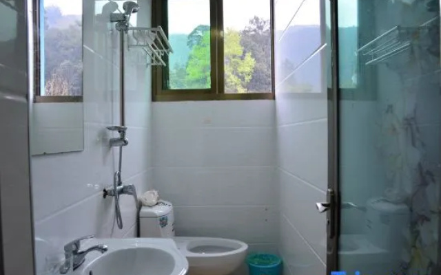 Nanjing Tulou Yunxi Hostel (Yuchang Building) – Bathroom – Zhangzhou