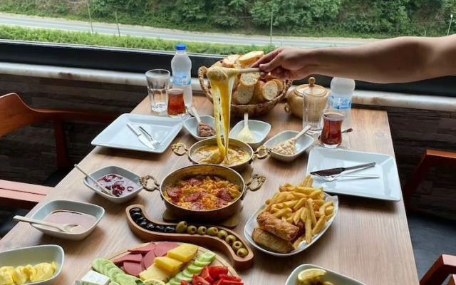 Hira Bungalov