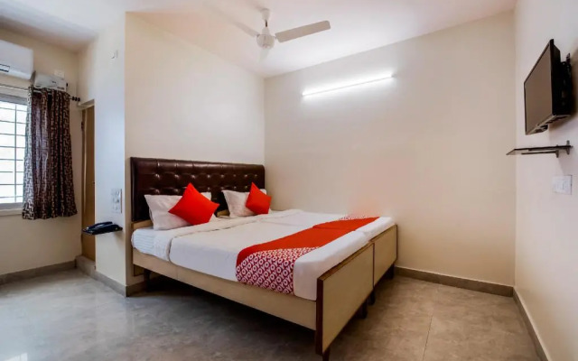 G P Residency by OYO Rooms