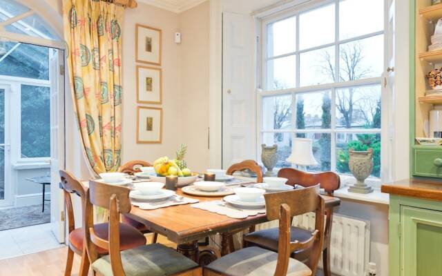 Sweet Inn - Elegant Ballsbridge