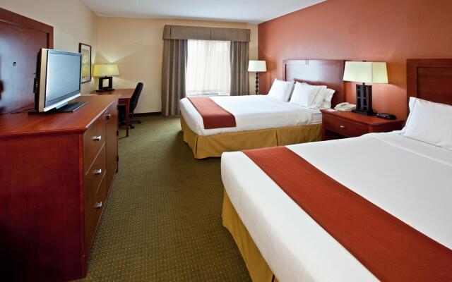 Holiday Inn Express Hotel & Suites Bedford, an IHG Hotel