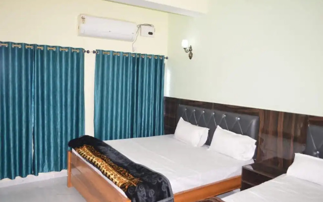 Goroomgo A.V Priya Rajgir