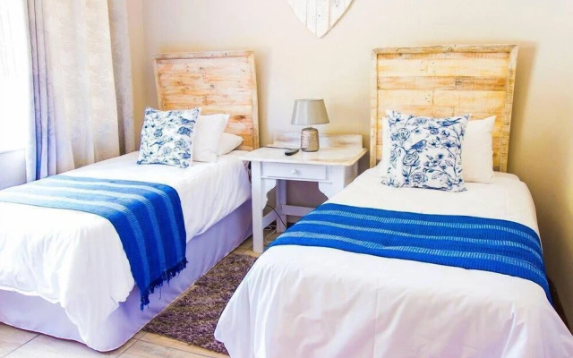 De Duiker Guesthouse