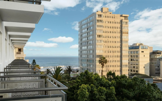 Protea Hotel by Marriott Cape Town Sea Point