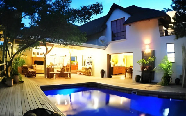 Utopia in Africa Guest Villa