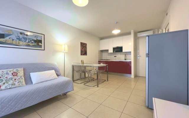 Charming Apartment With Lagoon Views in Grado