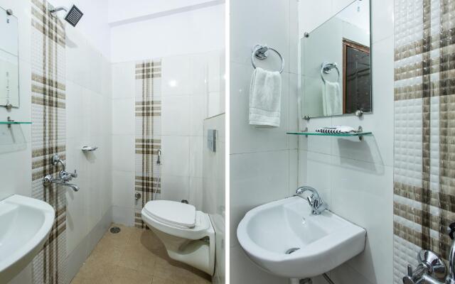 OYO 26904 Hotel Manjulam Regency