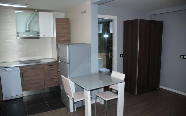 Apartamentos El Capricho de Madrid (Book and Rent S.L.)