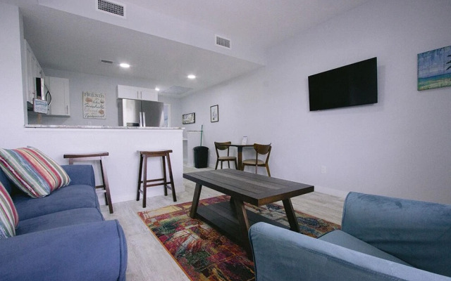 Vistalmar King Deluxe - One Bedroom Apartment