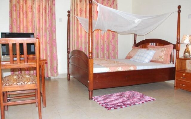 Uhuru 50 Hotel Kasese
