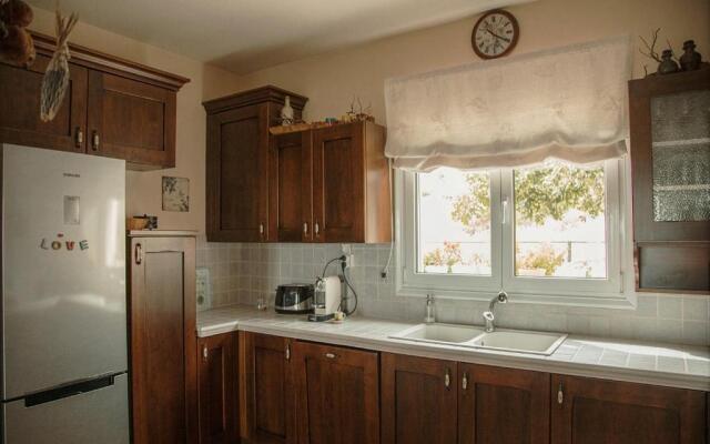 Comfortable residence with unique views