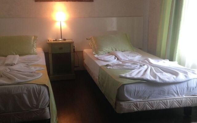 Yalcin Hotel